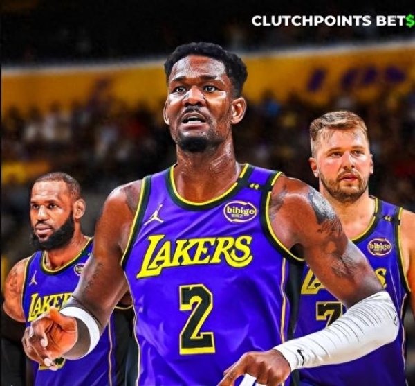 Pelinka cũng điên rồ! Sau khi 